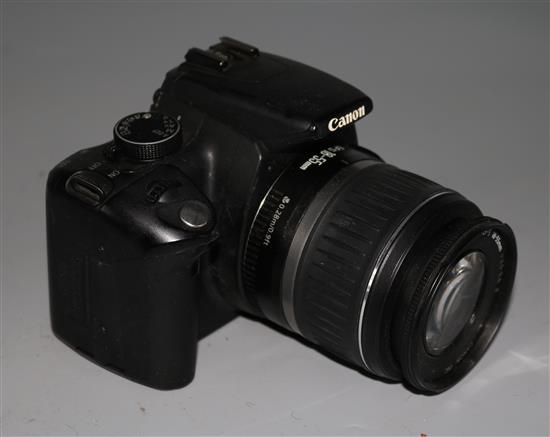 Cannon SLR camera & tripod